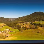 Erblehenhof شقة